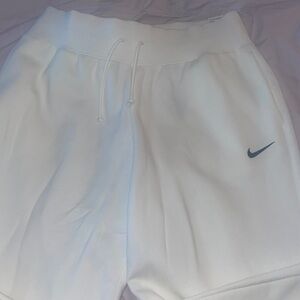 Oversized Nike sweatpants